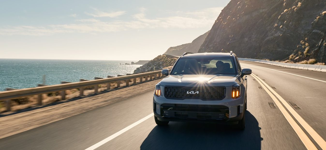 ¡Me voy de vacaciones! ¿Cuál es el mejor SUV Kia para viajar en familia?