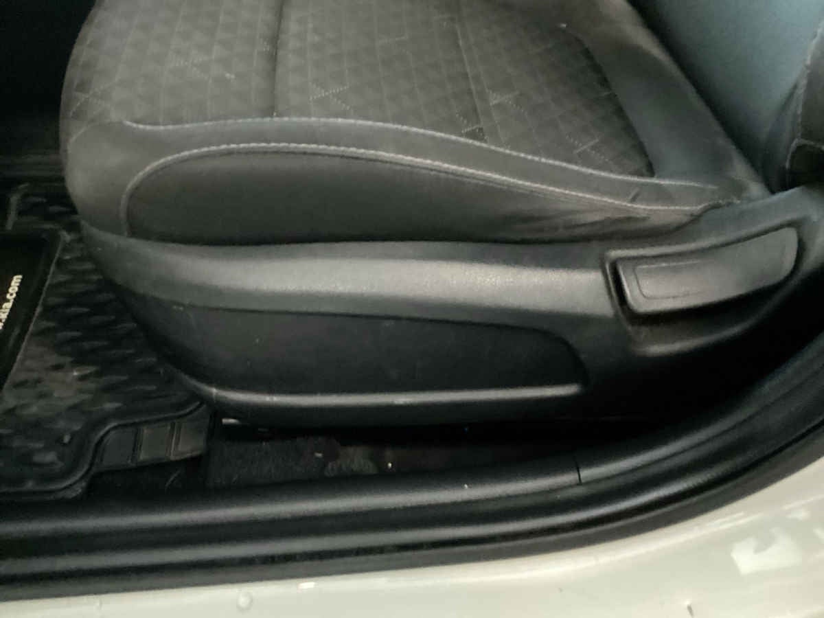 2020 Kia KIA RIO SEDAN 4p L L4/1.6 Man