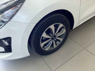 2023 Kia KIA RIO SEDAN 4p LX L4/1.6 Man