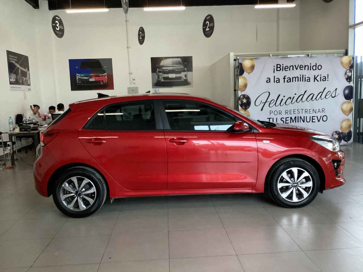 2023 Kia KIA RIO HB 5p LX L4/1.6 Man