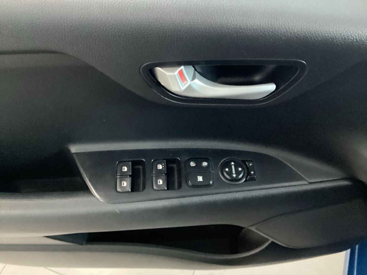 2023 Kia KIA RIO HB 5p LX L4/1.6 Aut