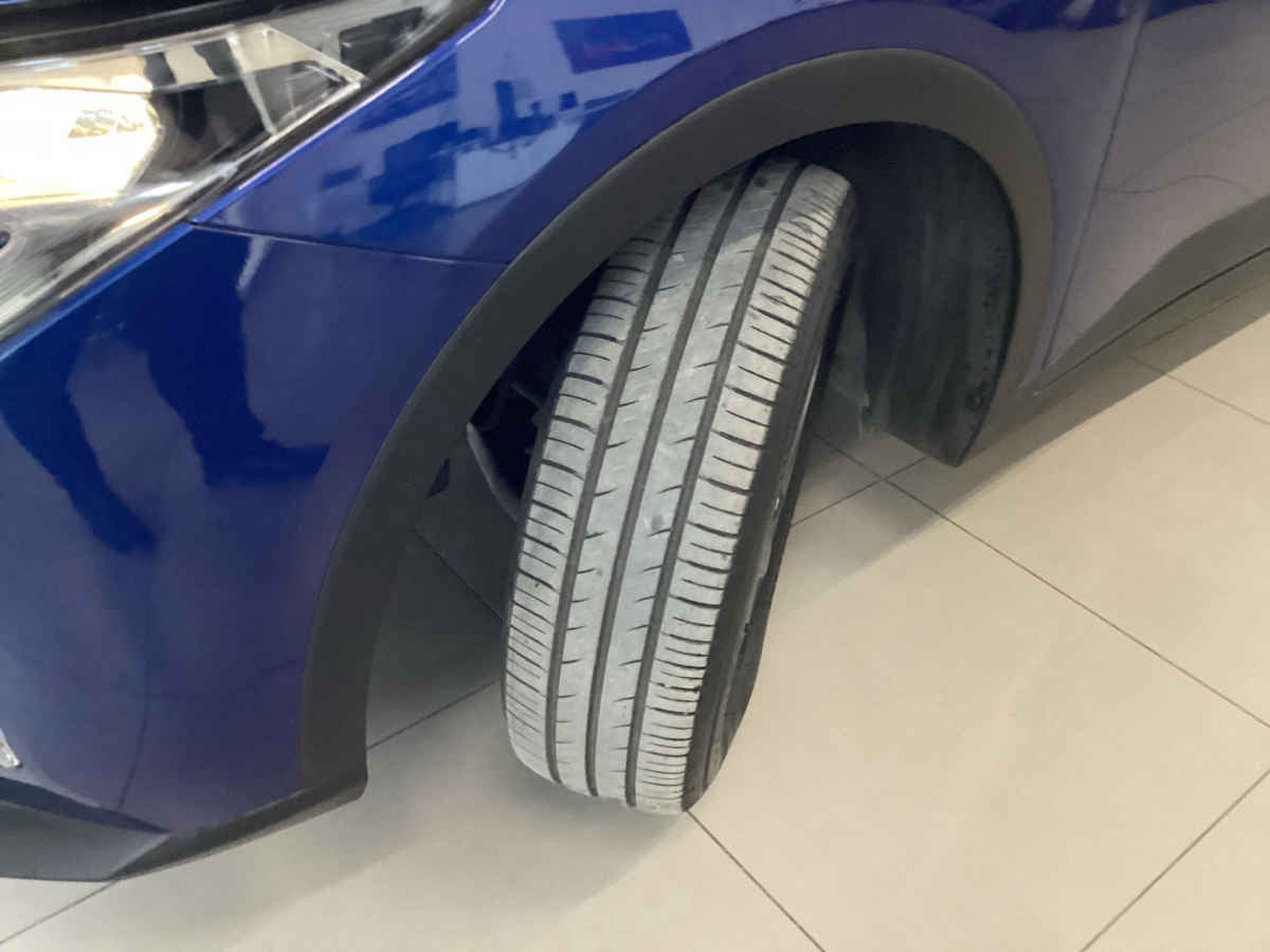 2025 Kia K3 5p LX L4/1.6 Man