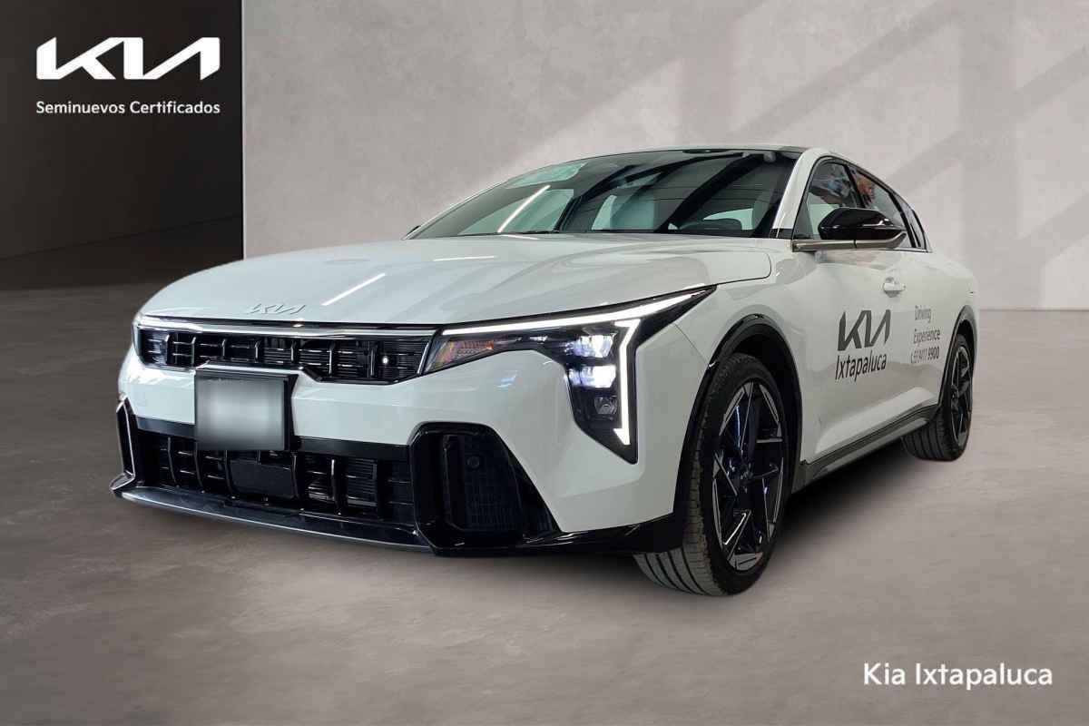 2027 Kia K4 4p GT Line L4/2.0 Aut