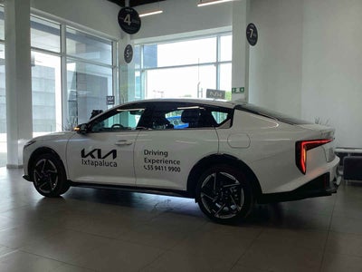 2027 Kia K4 4p GT Line L4/2.0 Aut