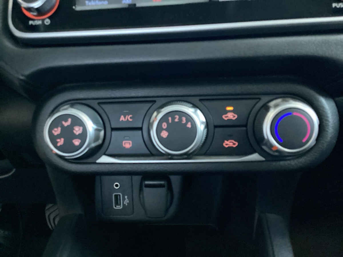 2024 Nissan Versa 4p Sense L4/1.6 Man