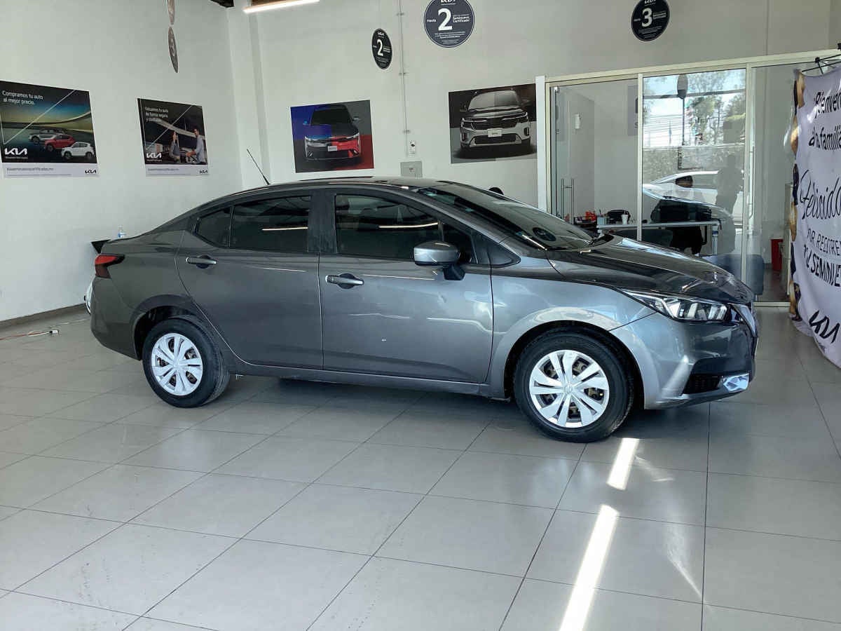 2020 Nissan Versa 4p Sense L4/1.6 Man