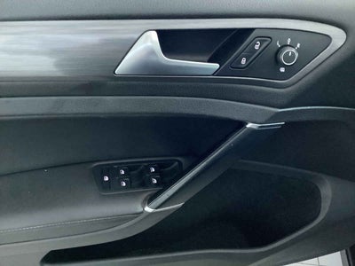 2019 Volkswagen Golf 5p Comfortline L4/1.4/T Aut