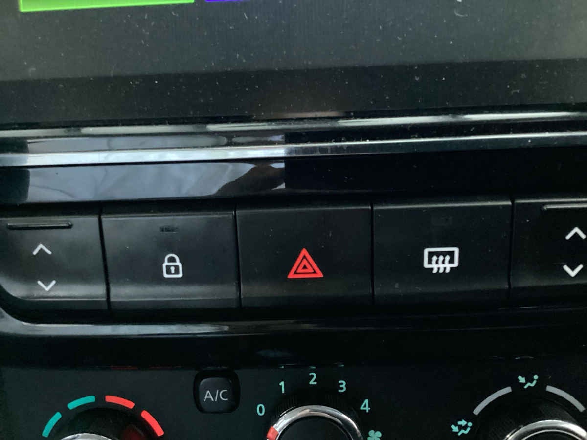 2024 Renault Kwid 5p Outsider L3/1.0 Man