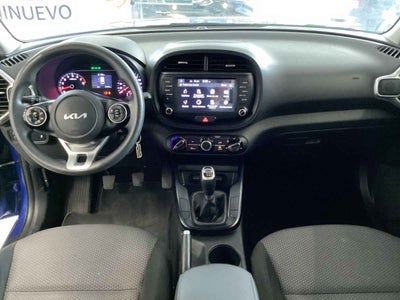 2022 Kia Soul 5p LX 1.6 L 121 HP TM6 A/AC RA-16"