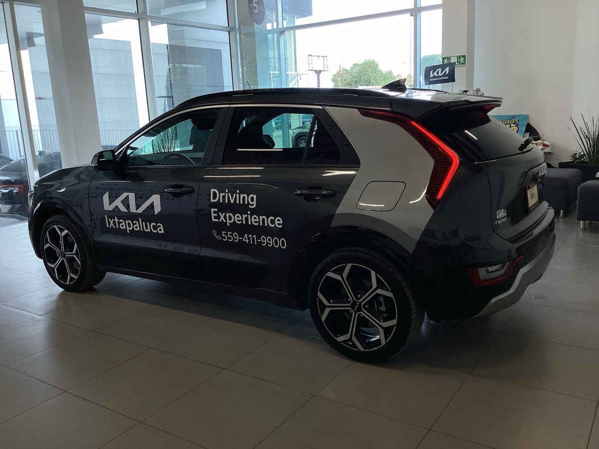 2025 Kia Niro 5p EX L4/1.6 HEV Aut