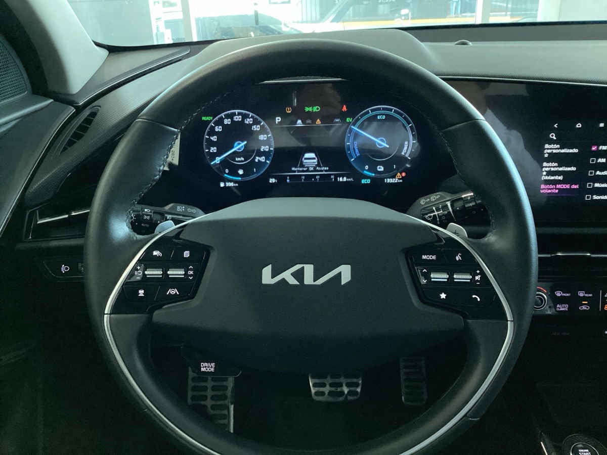 2025 Kia Niro 5p EX L4/1.6 HEV Aut