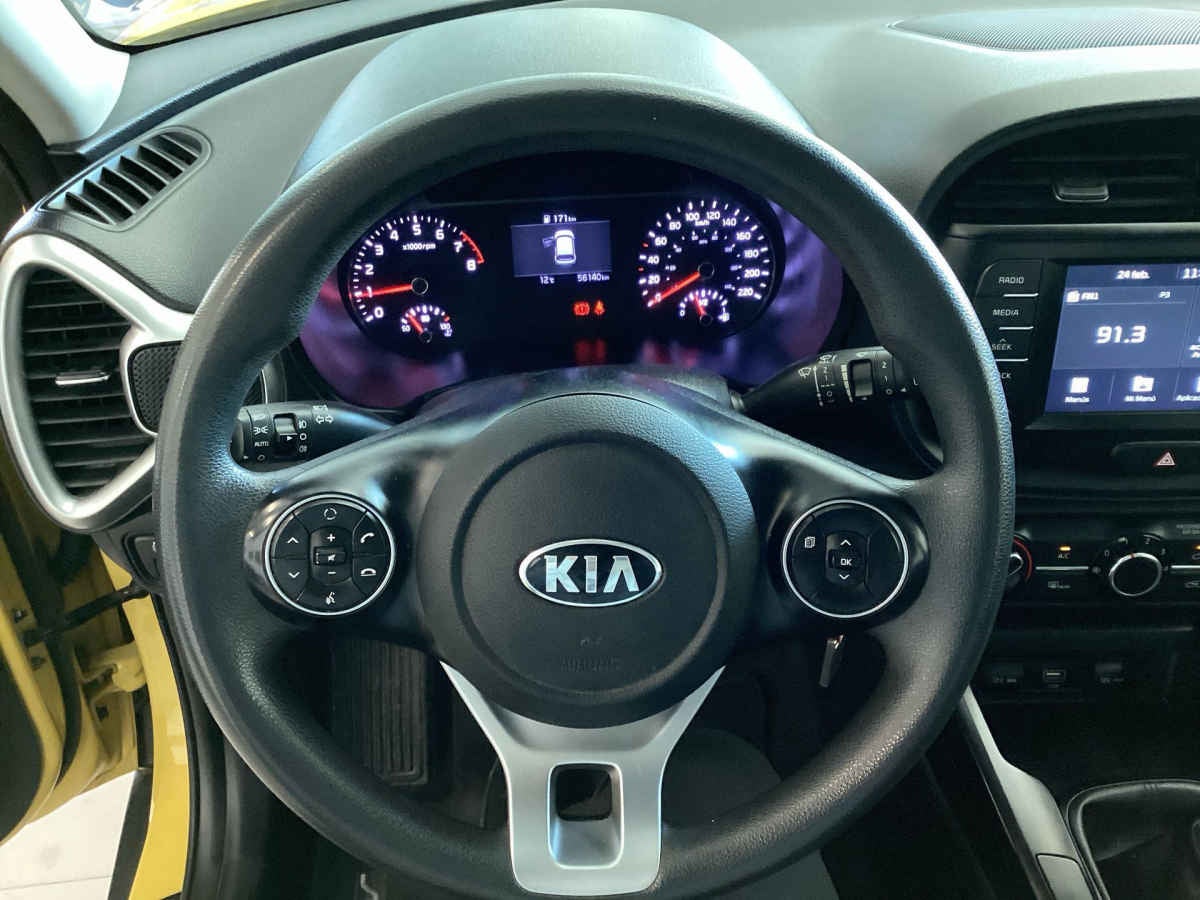 2020 Kia Soul 5p LX 1.6l 121 HP TM6 RA-16"
