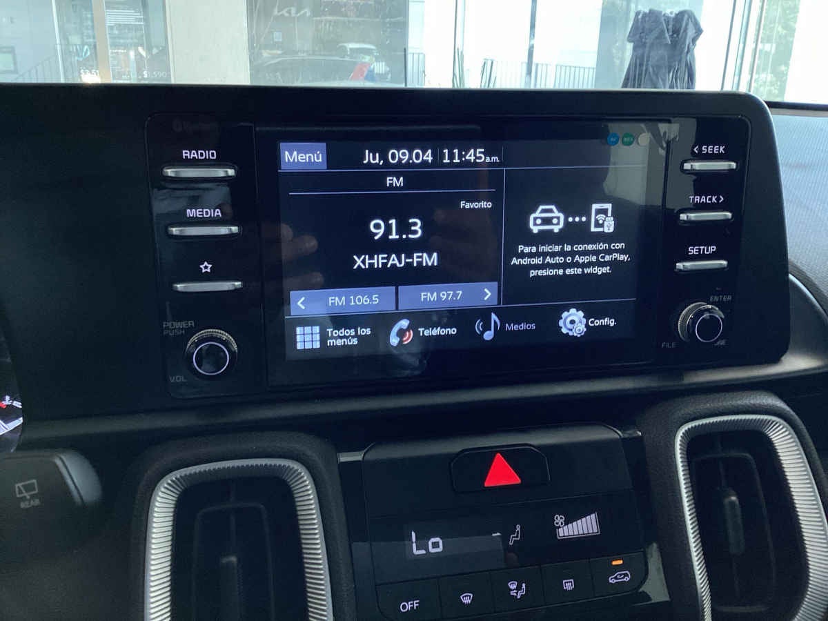 2024 Kia Sonet 5p LX L4/1.5 Man