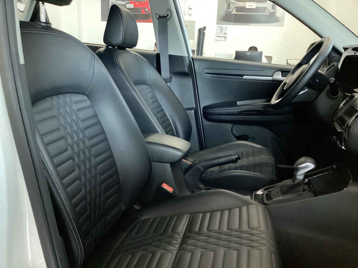 2027 Kia Sonet 5p SX L4/1.5 Aut