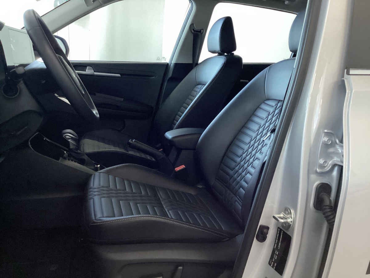 2027 Kia Sonet 5p SX L4/1.5 Aut