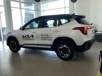 2026 Kia SELTOS 5p SXL L4/1.4/T Aut