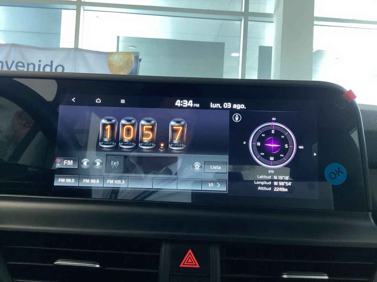 2026 Kia SELTOS 5p SXL L4/1.4/T Aut