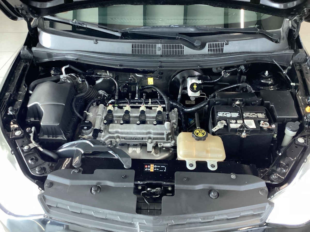 2021 Chevrolet Aveo 4p LT L4/1.5 Man (C)