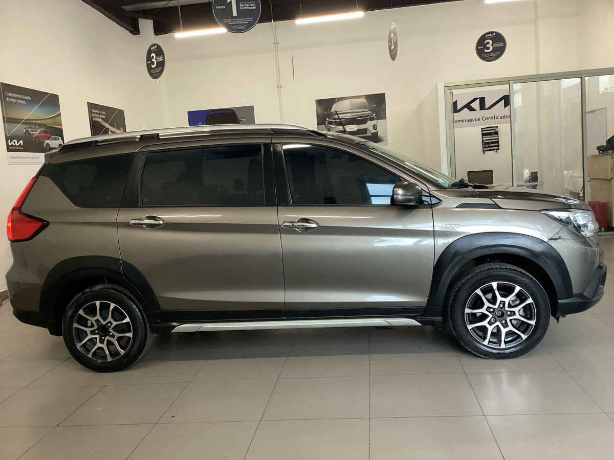 2024 Suzuki Ertiga 5p XL7 L4/1.5 Aut
