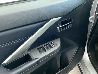2024 Mitsubishi Xpander 5p Cross L4/1.5 Aut