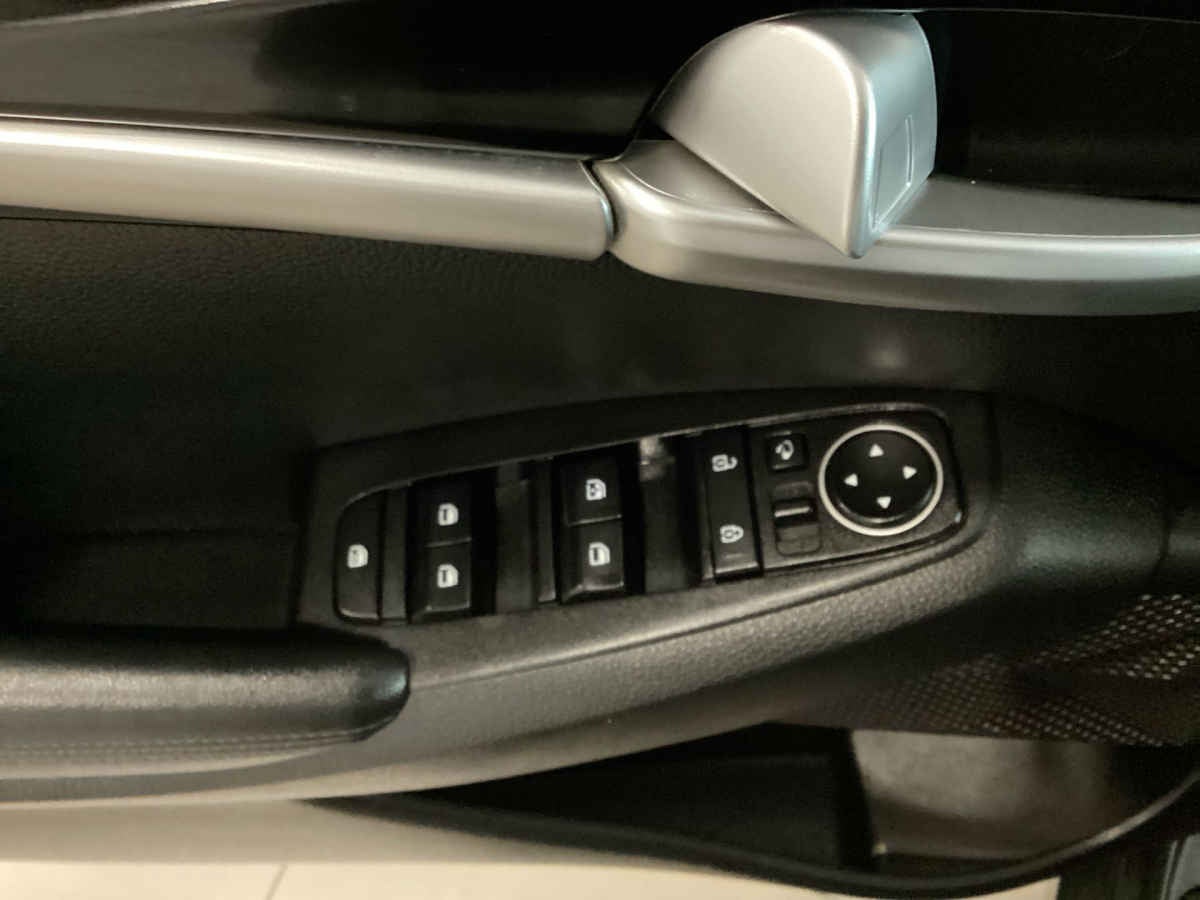 2021 Kia SELTOS 5p SX L4/1.6 Aut