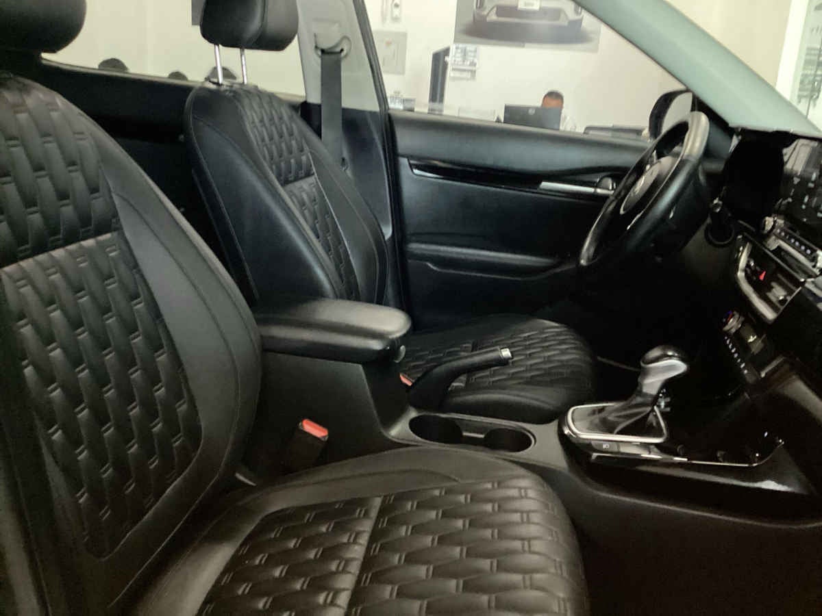 2021 Kia SELTOS 5p SX L4/1.6 Aut