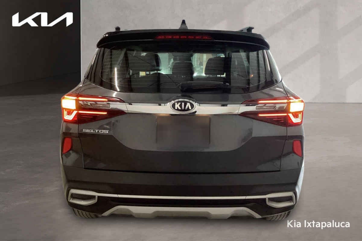 2021 Kia SELTOS 5p SX L4/1.6 Aut