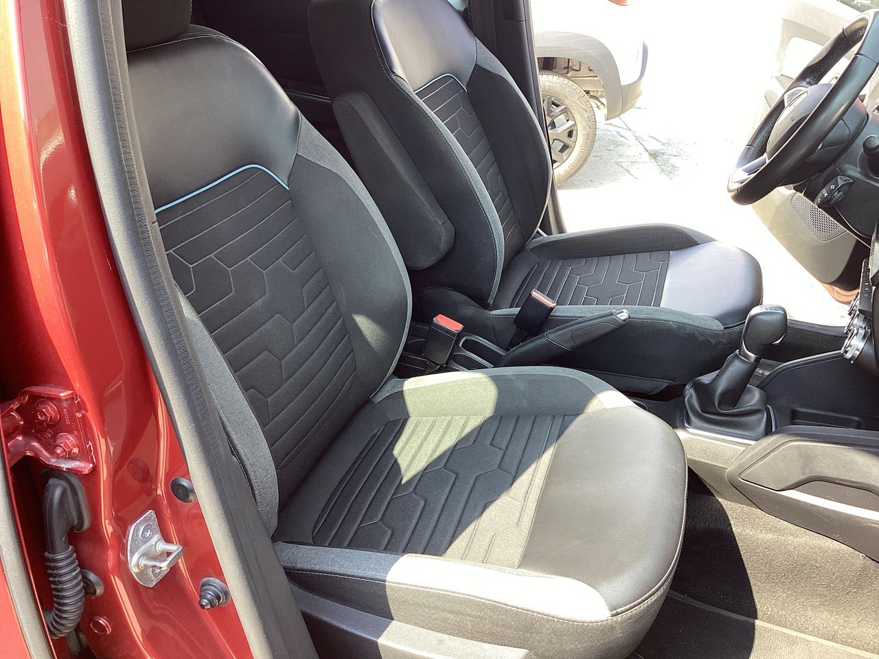 2023 Renault Duster 1.3 Iconic At