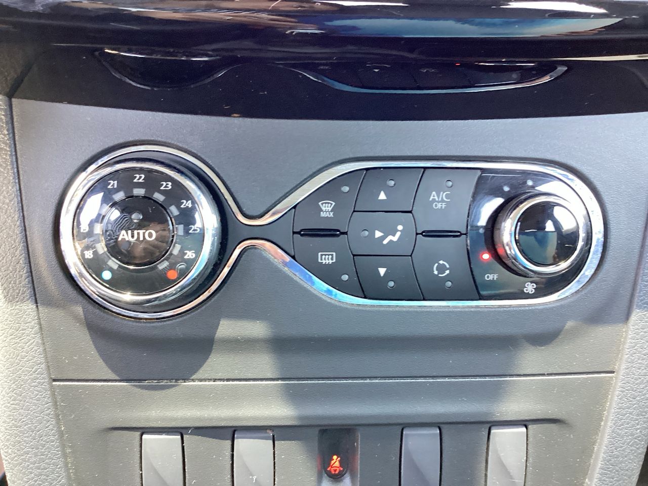 2024 Renault Logan 1.6 Intens At