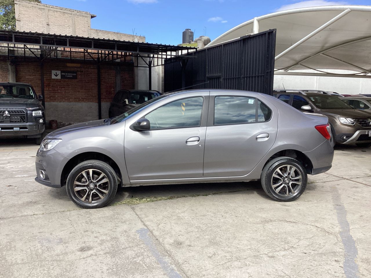 2024 Renault Logan 1.6 Intens At