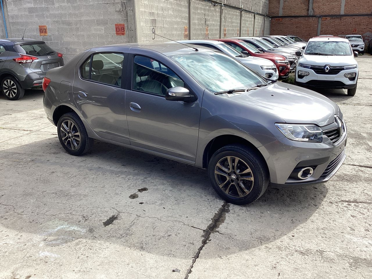 2024 Renault Logan 1.6 Intens At