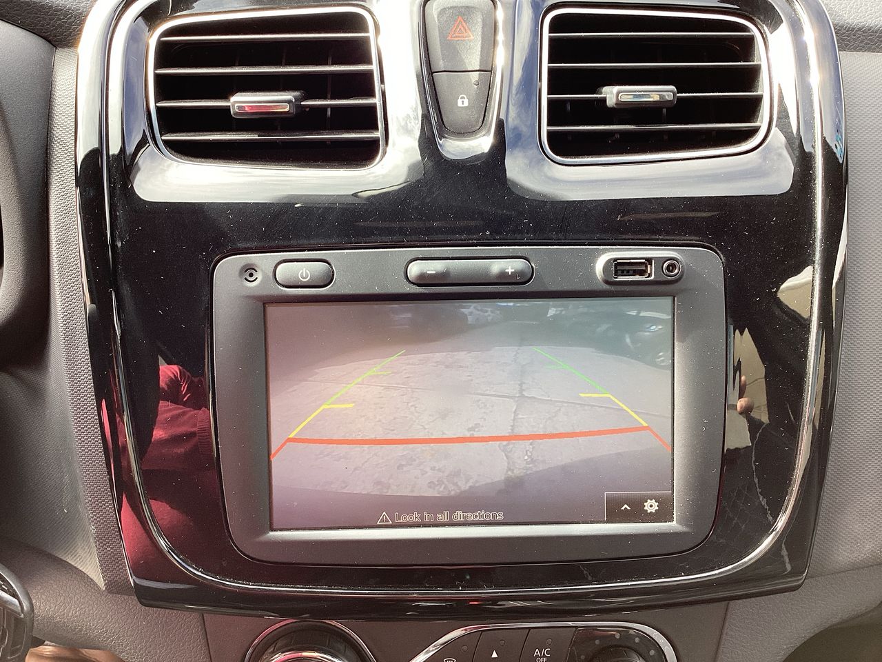 2024 Renault Logan 1.6 Intens At
