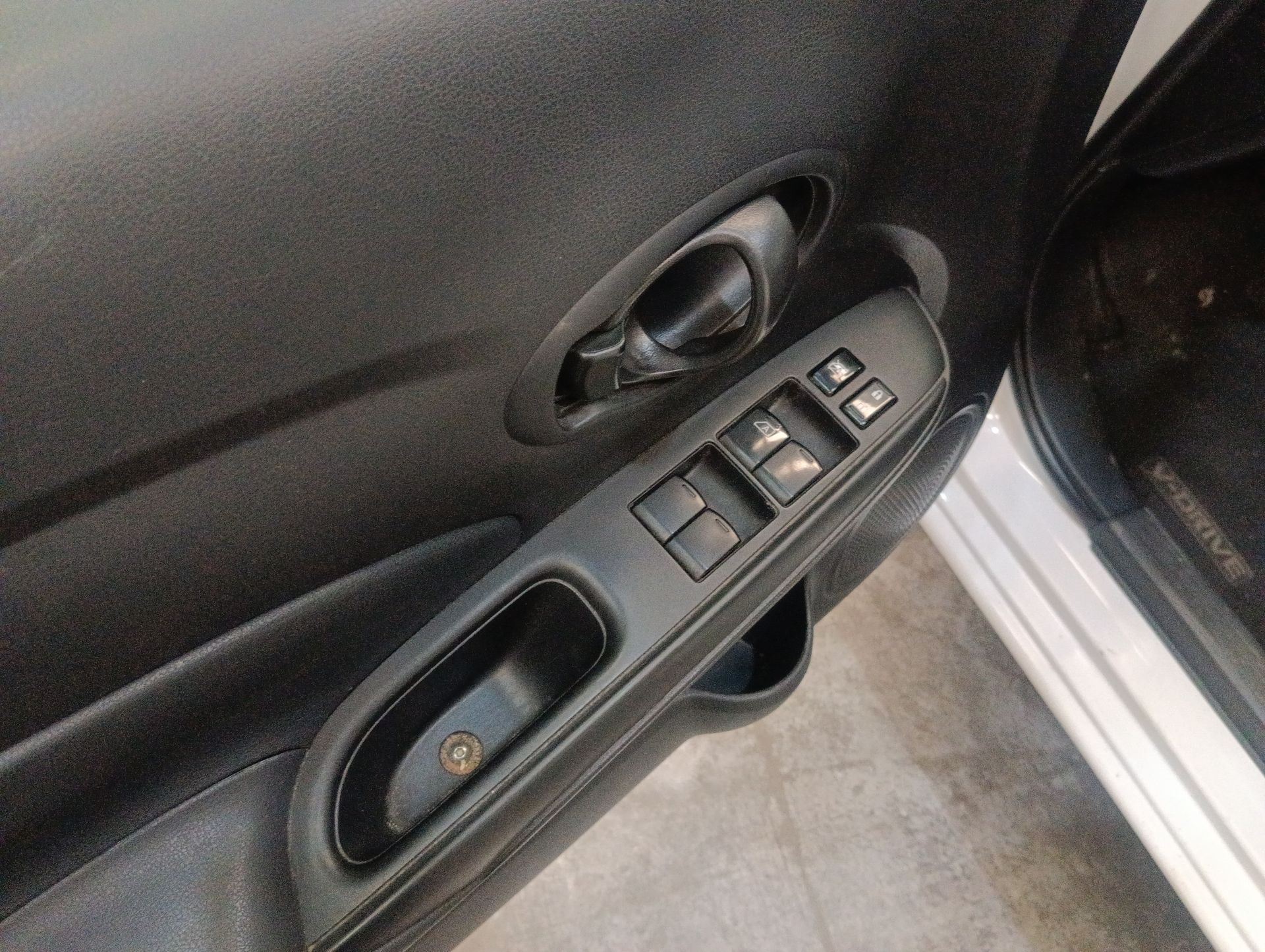 2023 Nissan V-Drive 1.6 A/C Mt