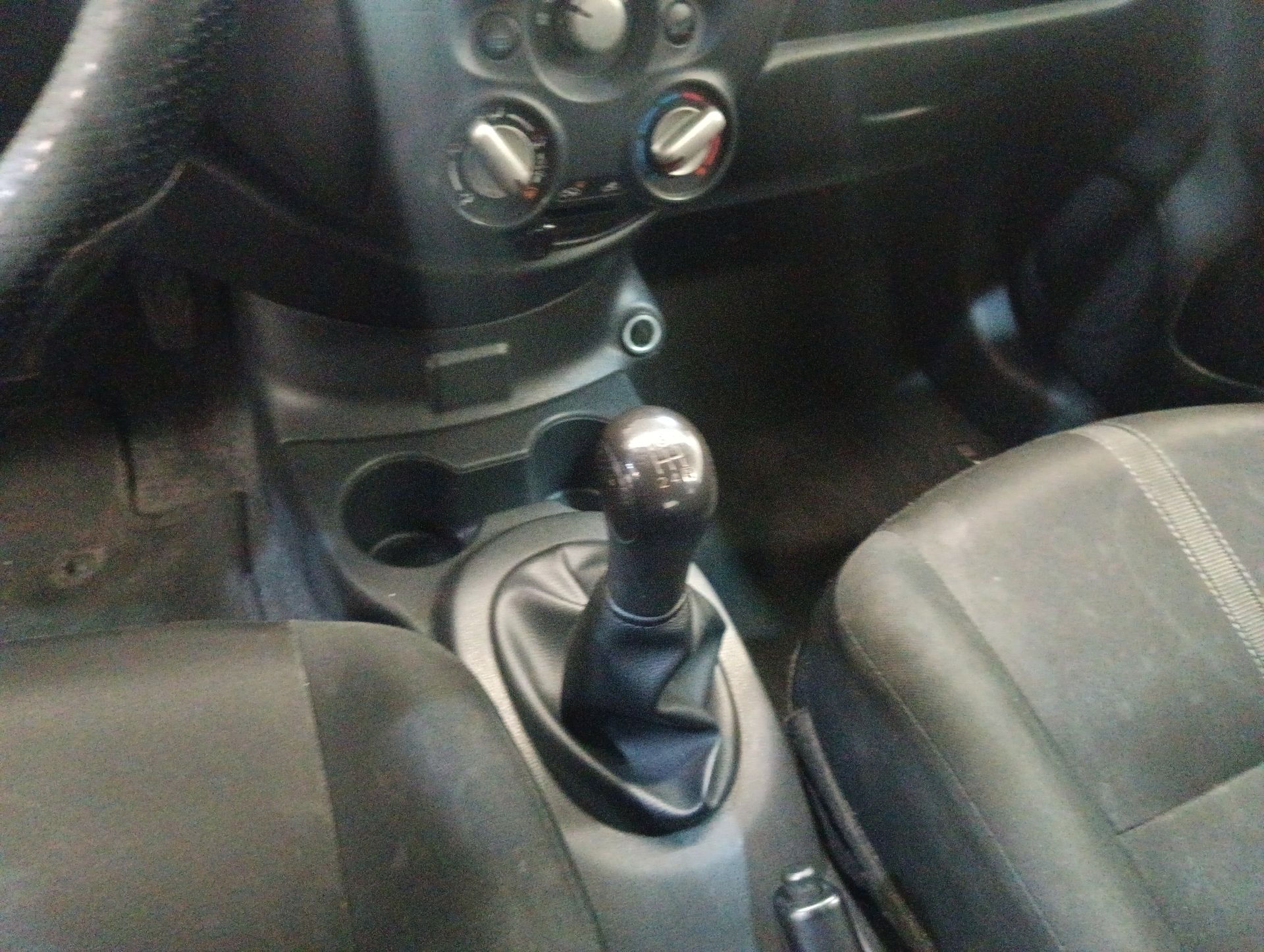 2023 Nissan V-Drive 1.6 A/C Mt