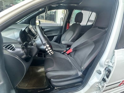2018 FIAT Uno 1.4 Sporting Mt