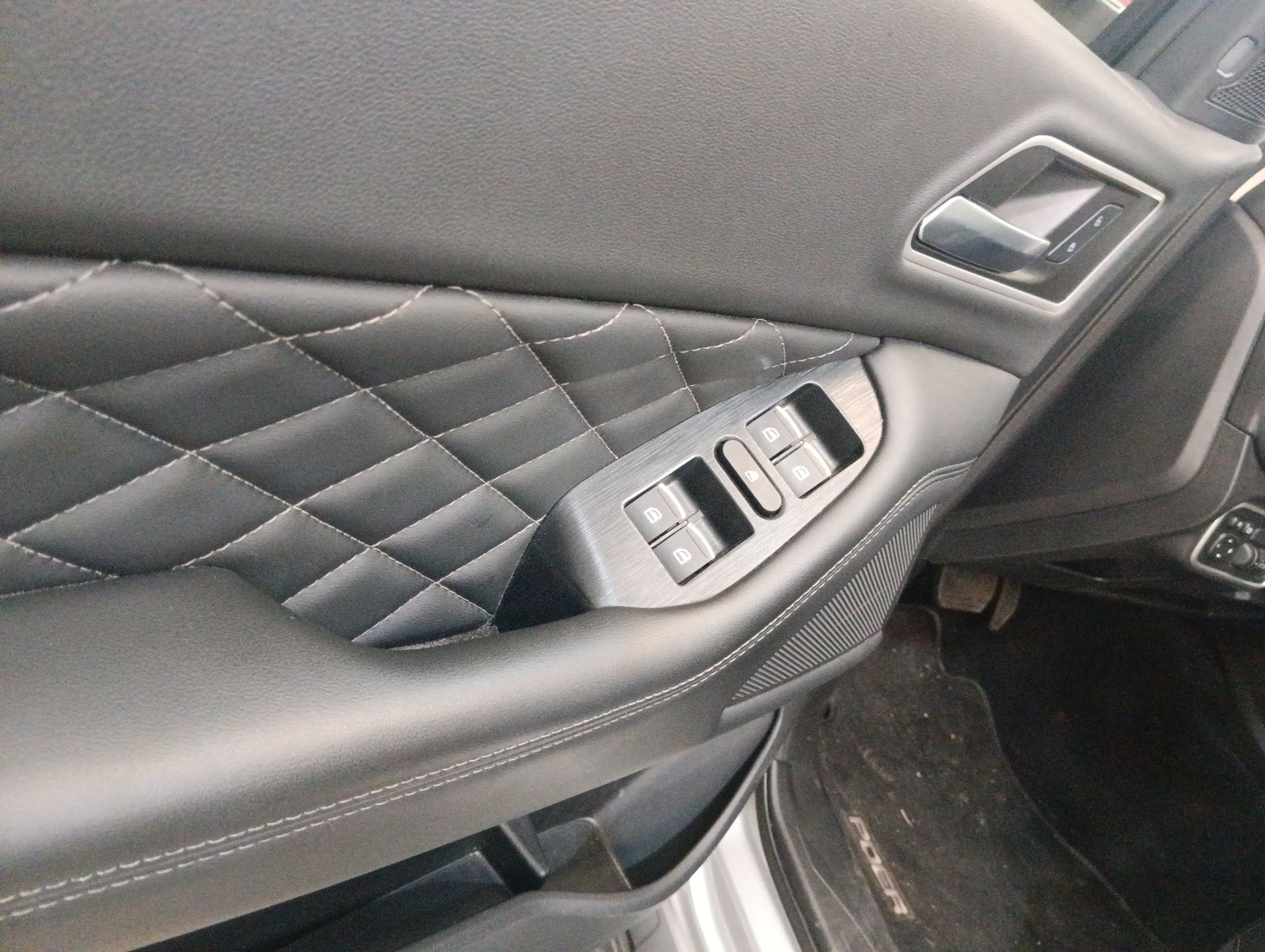 2025 GWM Poer 2.0 Luxury At