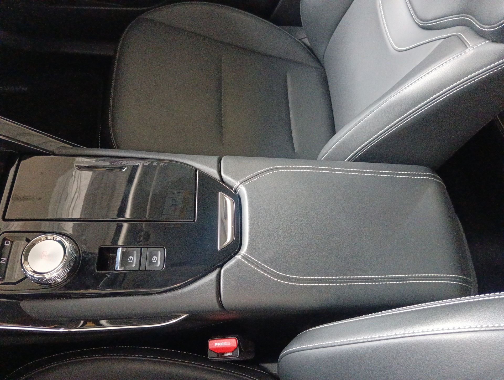 2024 GWM Haval H6 1.5 Premium Hev At