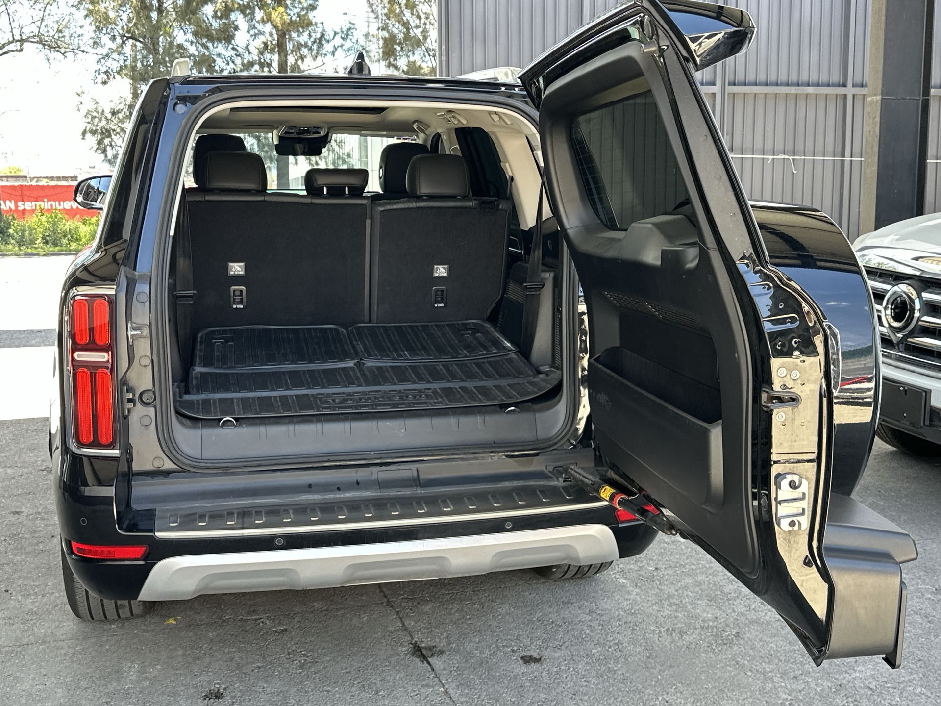 2025 GWM Tank 500 3.0 V6 At