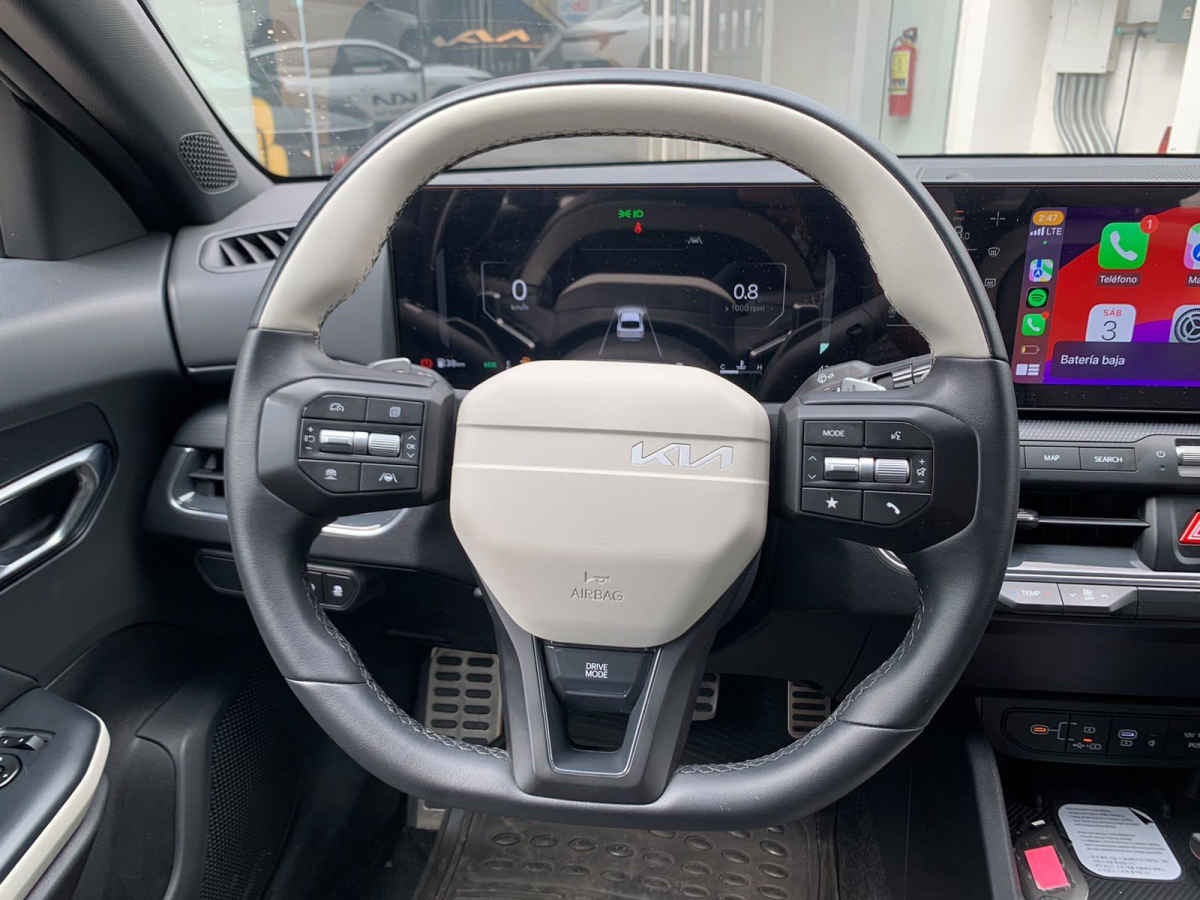2027 Kia K4 4p GT Line L4/2.0 Aut
