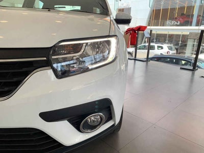 2024 Renault Logan 4p Intens L4/1.6 Aut