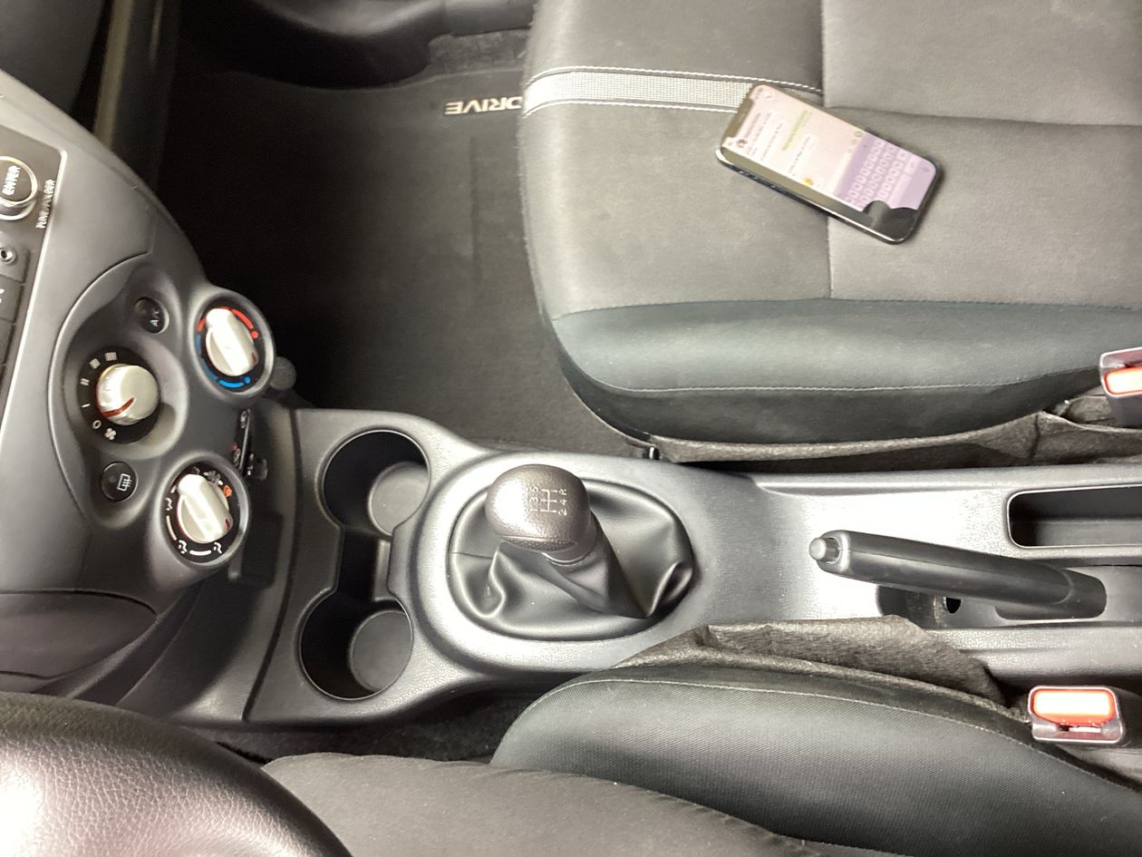 2025 Nissan V-Drive 1.6 A/C Mt