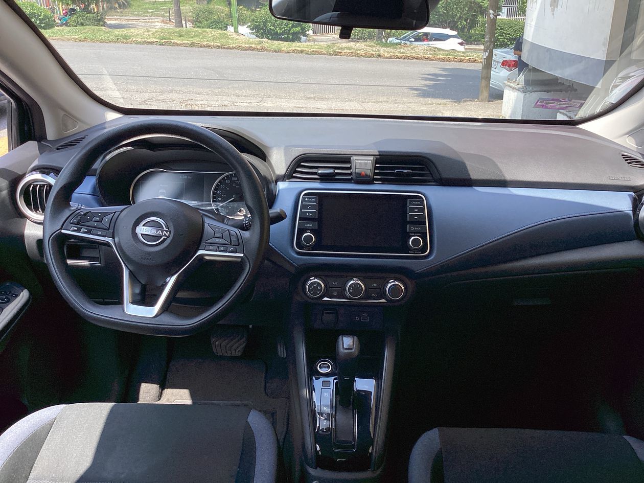 2025 Nissan Versa 1.6 Advance At