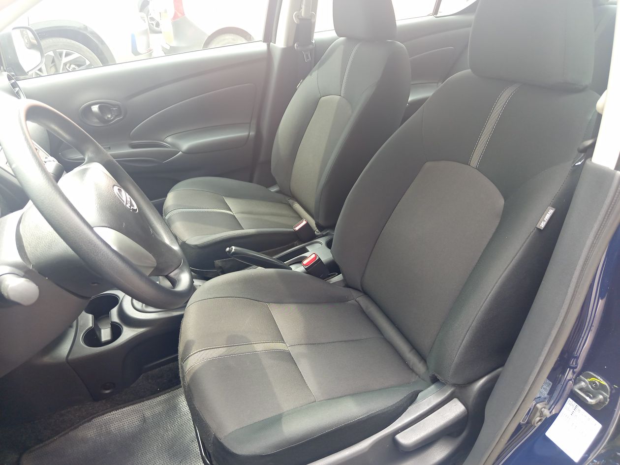 2025 Nissan V-Drive 1.6 A/C Mt