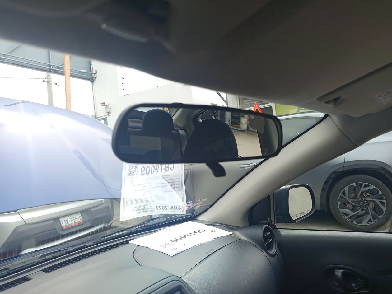 2025 Nissan V-Drive 1.6 A/C Mt