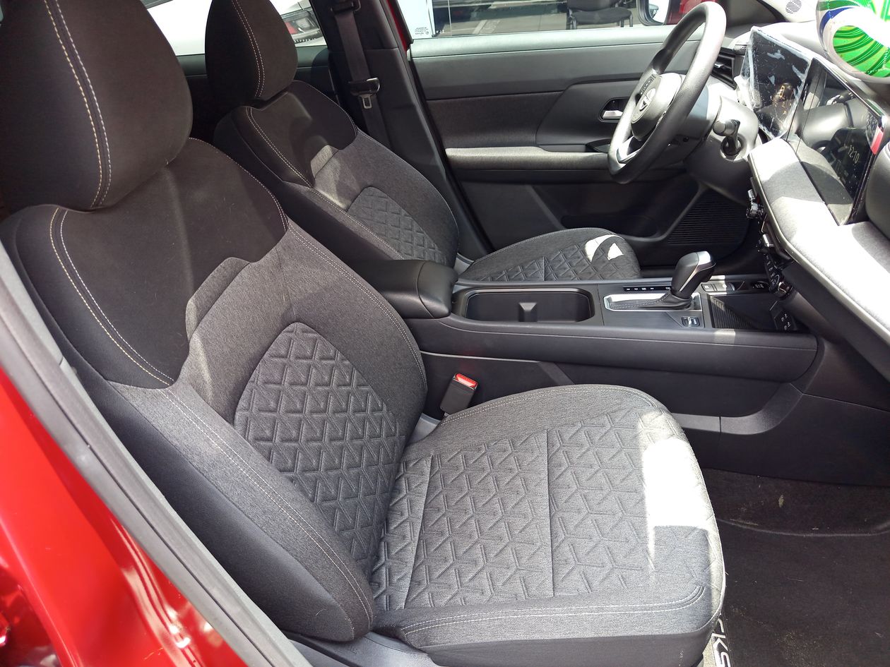 2025 Nissan Kicks 2.0 Advance At