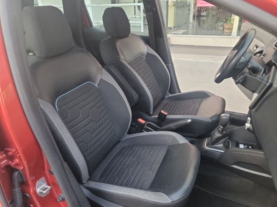 2023 Renault Duster 1.3 Iconic At