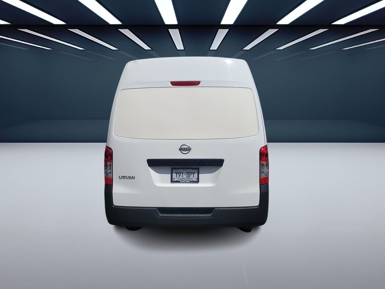 2024 Nissan Urvan 2.5 Panel Amplia AA Mt