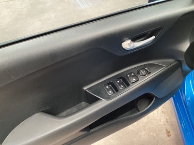 2022 Kia Rio 1.6 Sedan LX Mt
