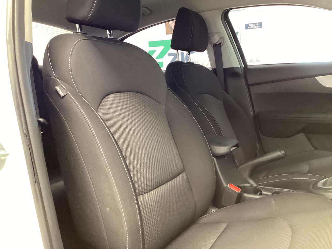 2024 Kia Forte 2.0 Lx Sedan At