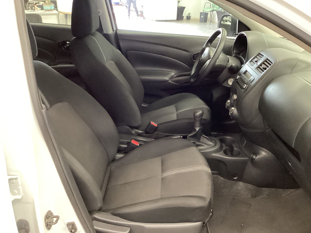 2025 Nissan V-Drive 1.6 A/C Mt